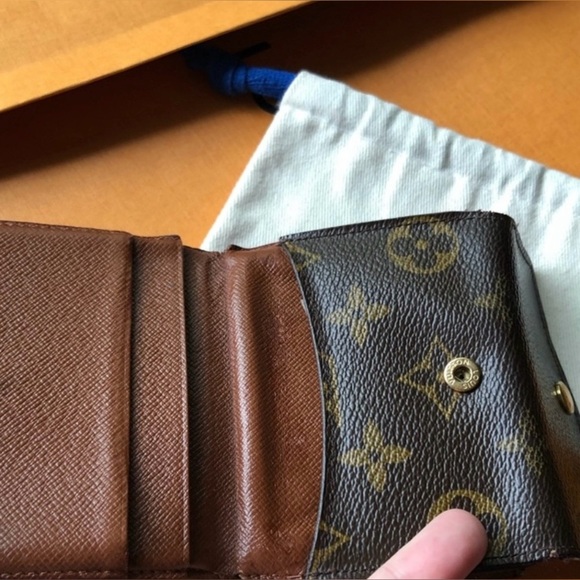 Authentic Louis Vuitton Monogram Mini Card Holder CJ0025 - Picture 9 of 11